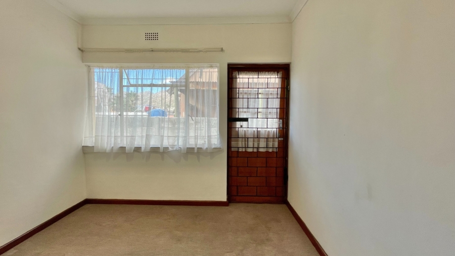 4 Bedroom Property for Sale in Dobson Western Cape